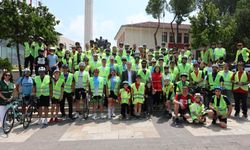 Denizli’de sağlıklı yaşam için pedallar çevrildi: Yeşilay Bisiklet Turu coşkuyla gerçekleşti!