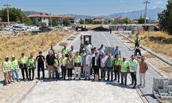Çivril’de Yol ve Altyapı Çalışmaları Sürüyor