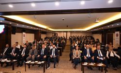 PAÜ’lü Akademisyen, Gaziantep’te Şirket Değerleme ve Risk Yönetimini Anlattı