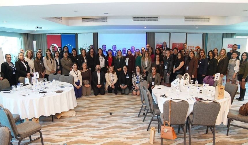 Denizli Büyükşehir kadın dostu kentler vizyonunu Ankara’ya taşıdı