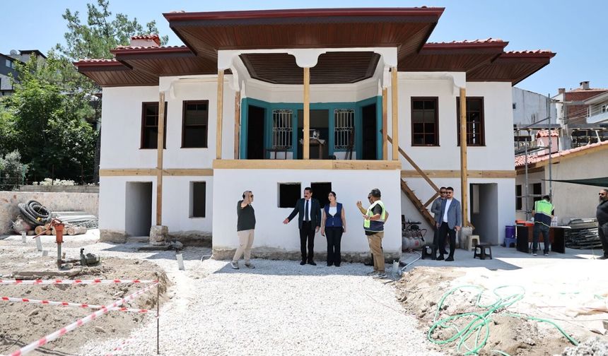 Tarihi Konak Abalı Evi’nde Restorasyon Çalışmalarında Sona Gelindi