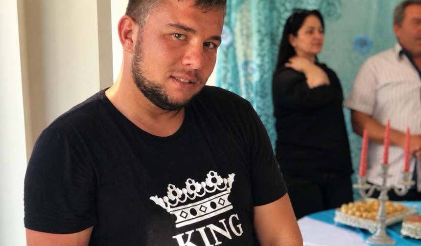 Sarayköy’de feci kaza: otomobil ikiye bölündü, sürücü hayatını kaybetti