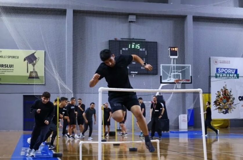 Gençlik ve spor akademisi 215 gencin hayallerine ulaşmasına destek oldu