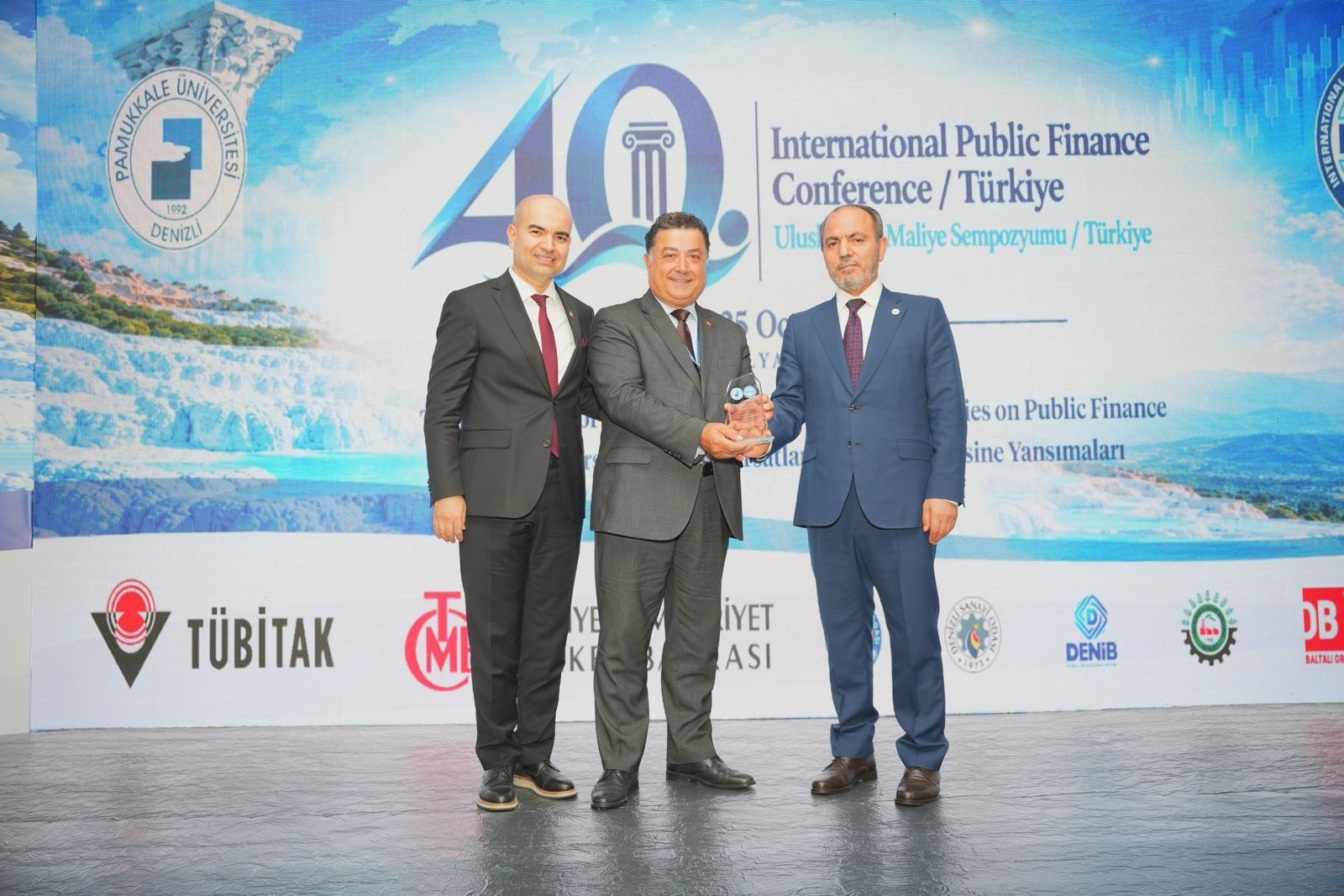 40. Uluslararası Maliye Sempozyumu’nun Açılışı Rektör Prof. Dr. Mahmud Güngör’ün Katılımıyla Gerçekleştirildi